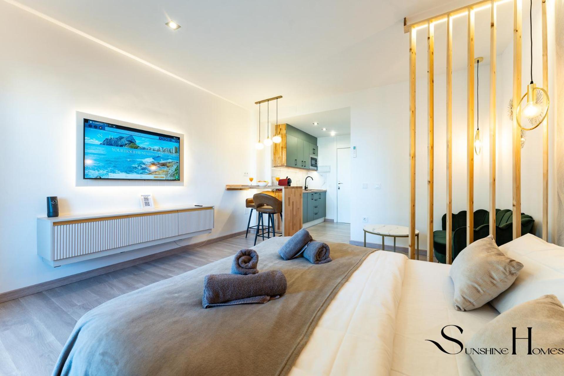 Seaview Beachfront Studio With Aqua Park & Balcony Benalmádena Dış mekan fotoğraf