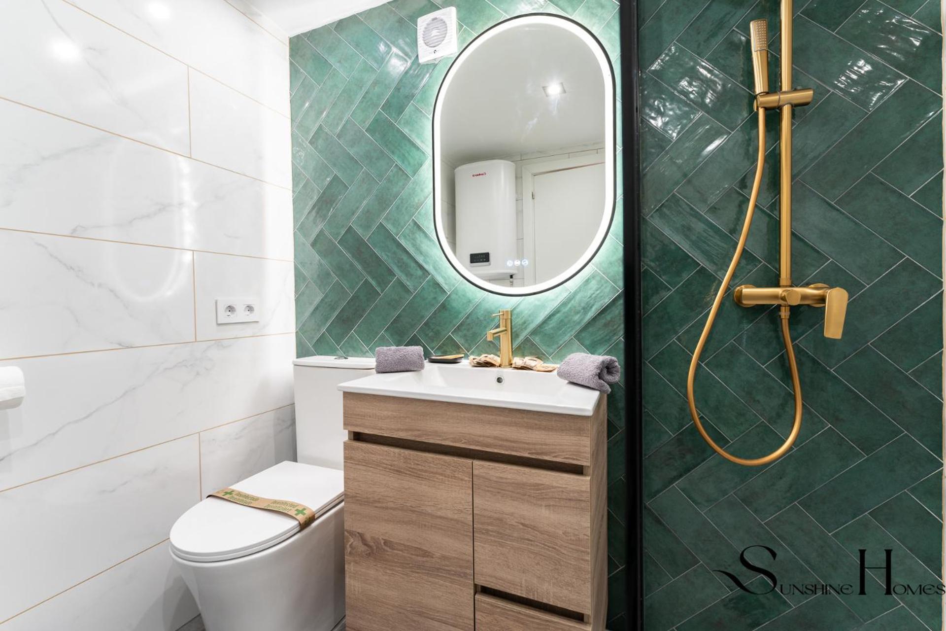 Seaview Beachfront Studio With Aqua Park & Balcony Benalmádena Dış mekan fotoğraf
